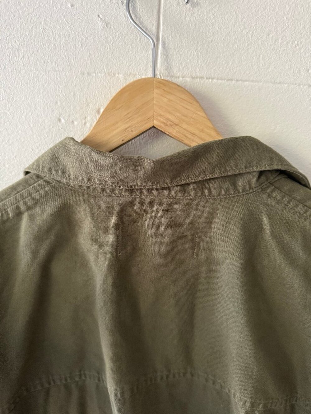 Denim Forum Aritzia | Khaki The Jane Longsleeve Shirt | Oversized Button | Small - Picture 9 of 10